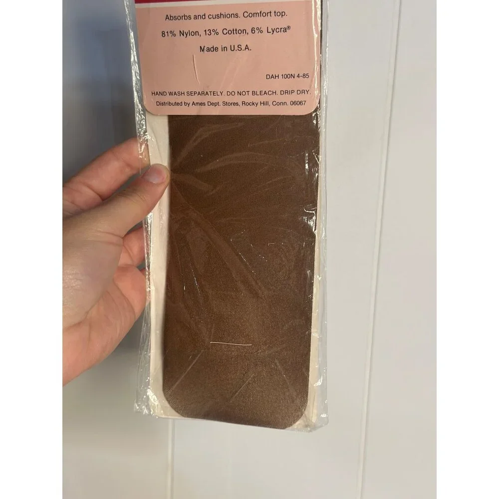 VTG 1980s Ames Cotton Sole Knee Highs - Beige, SZ 8½–11, NOS Hosiery Comfortable